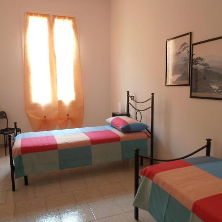 B&B Timo E Rosmarino Sermide Buitenkant foto